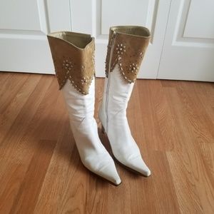 😍Cleaning closet White Leather Western Heel Boots